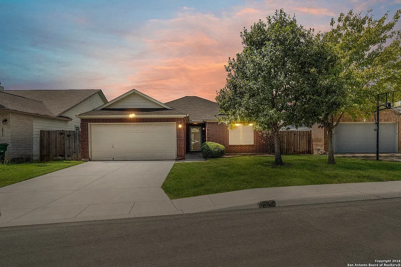 3 bed, 1693 sqft, $700 — Photo 1