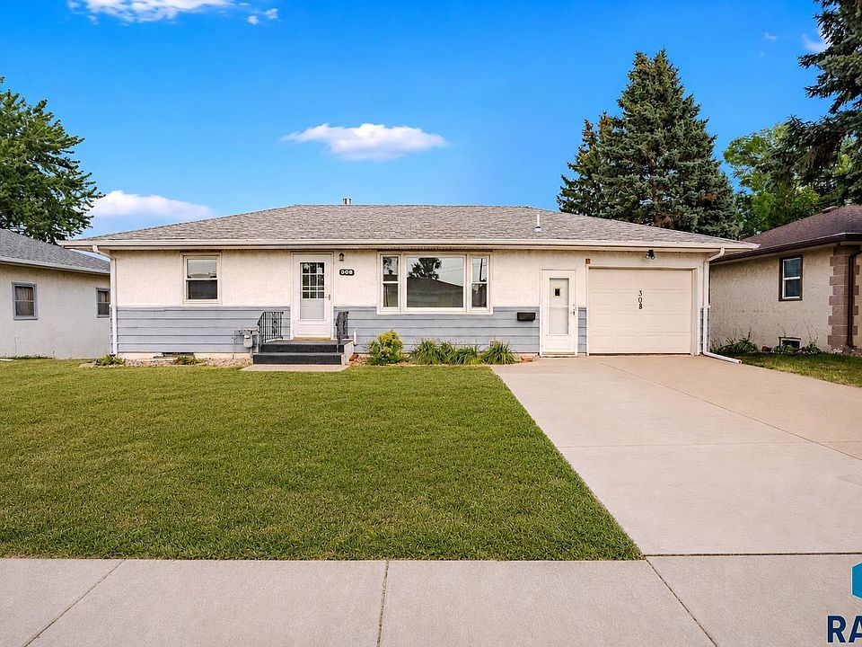 1st image of 308 S Blaine Ave