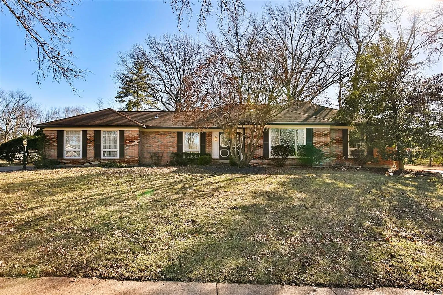 438 Forsheer Dr photo 1
