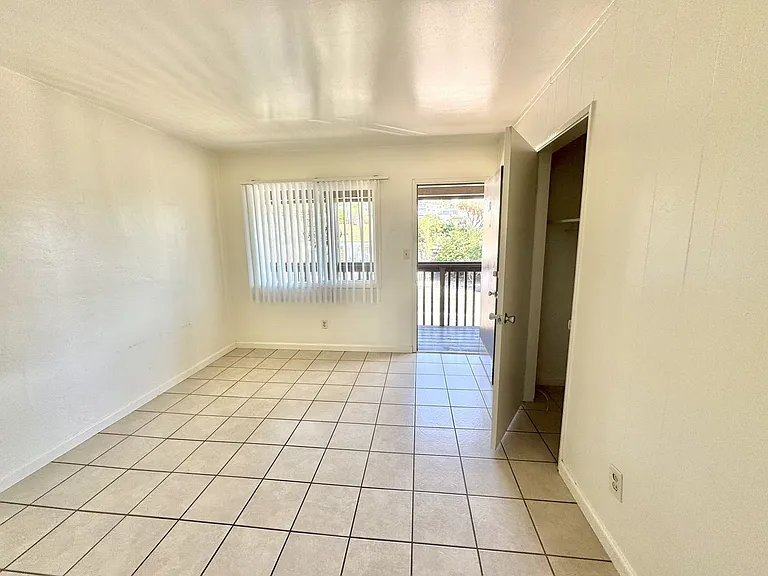 1612 Sunset Cliffs Blvd — Photo 15