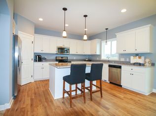 8209 157th Ter, Savage, MN 55378