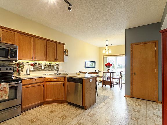 4th image of 1509 Independence Dr