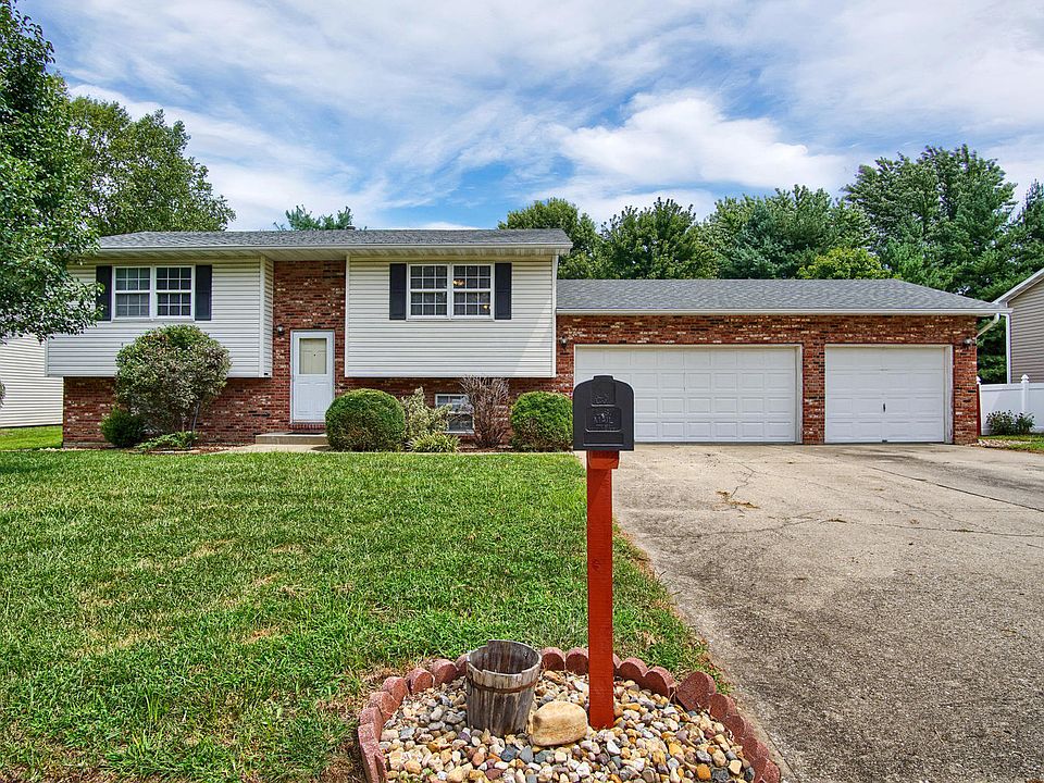 1st image of 22 Cottonwood Glen Dr