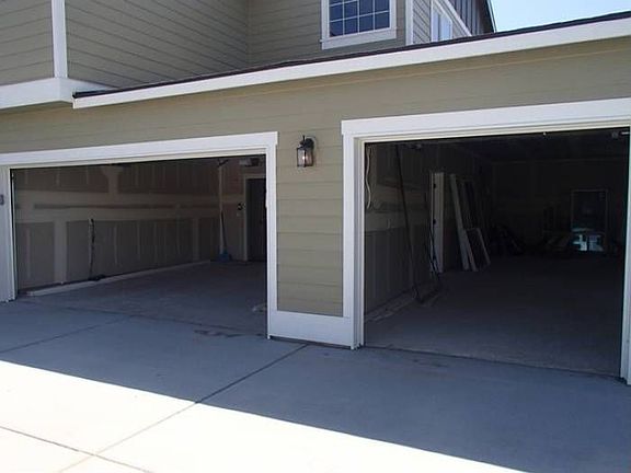 4-Car Garage