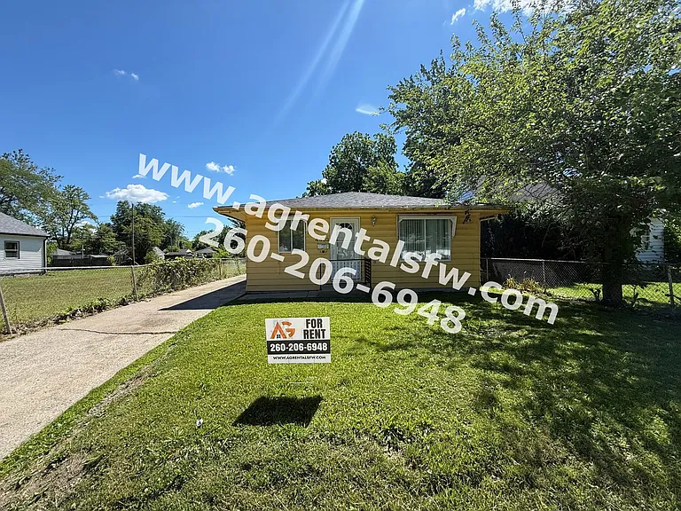 4433 Holton Ave — Photo 1
