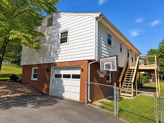 2nd image of 5335 Cave Spring Ln