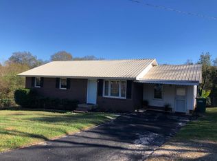 103 Chestnut Ct, Greenwood, SC 29646