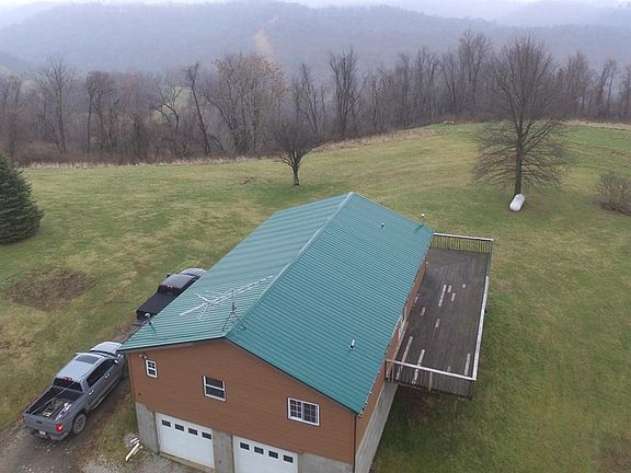 3rd image of 593 Paw Paw Ln