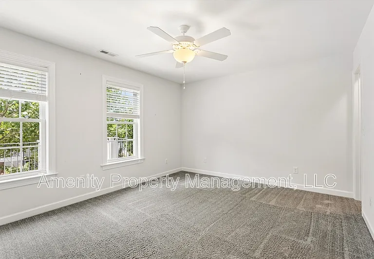 5434 Center St #1 — Photo 17
