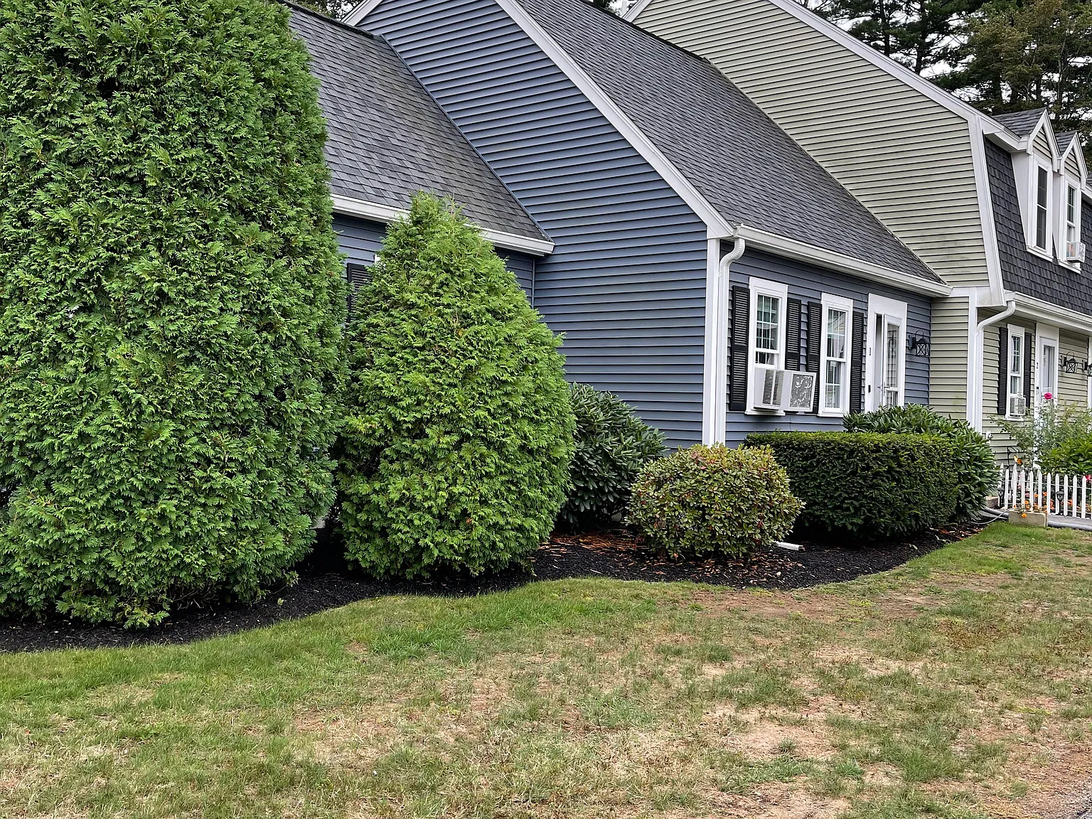 585 Turnpike St — Photo 1