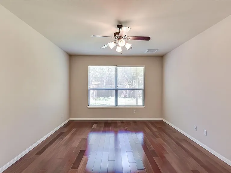 11300 Cherisse Dr — Photo 14