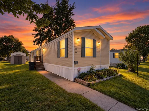 5951 Georgia St, Romulus, MI 48174