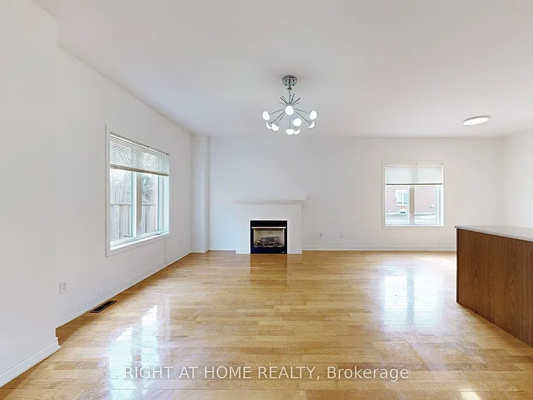 56 N Lake Rd #13 — Photo 4
