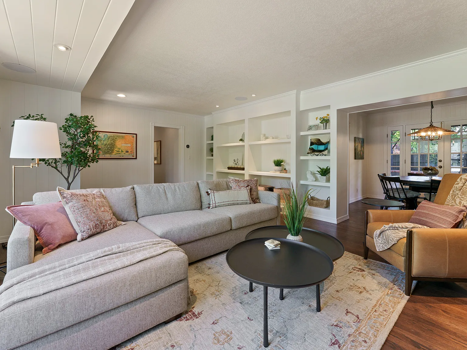 3 bed, 2078 sqft, $6,500 — Photo 1