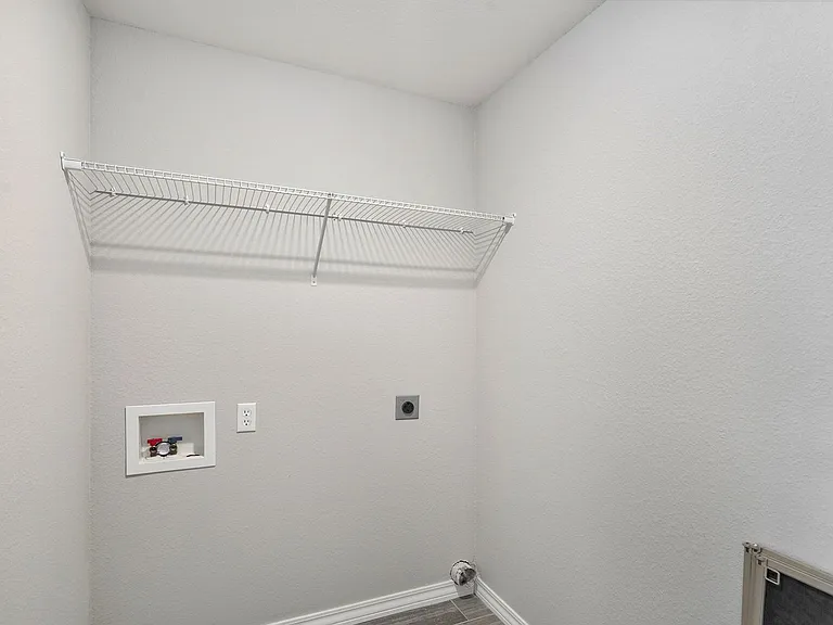 2414 E Mission St — Photo 13