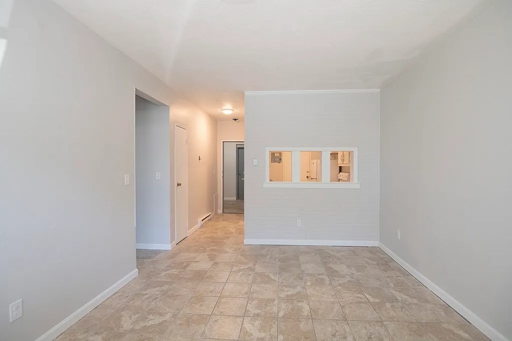 2 bed, 1.0 bath, 775 sqft, $2,195 — Photo 2