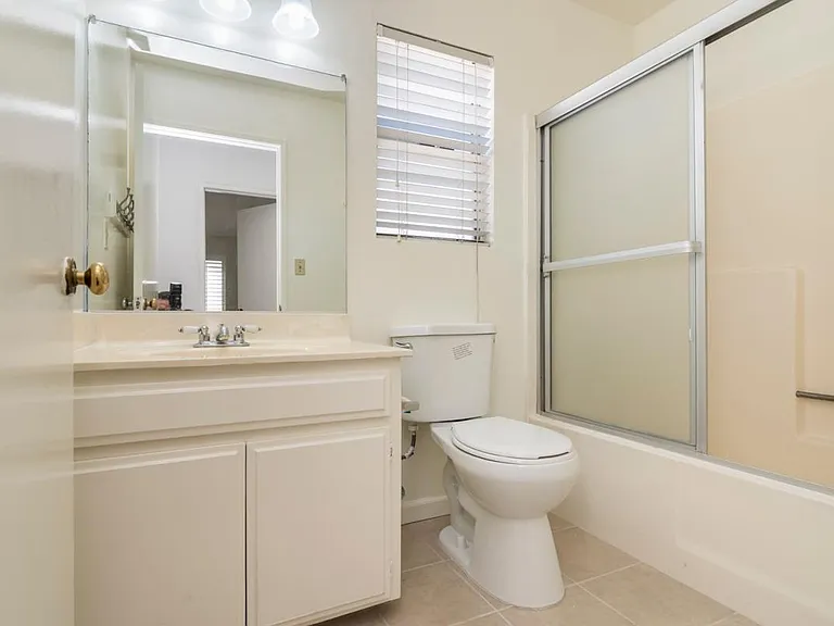 545 South St #4 — Photo 10