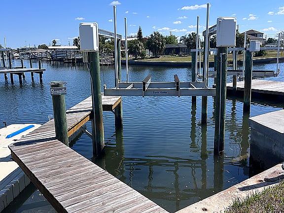 2nd image of 6421 Boatyard Dr