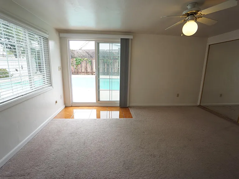 4650 Mount Longs Dr — Photo 9