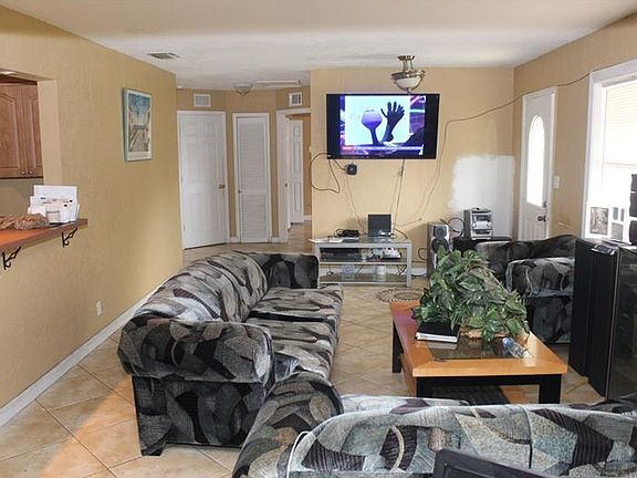 5th image of 1514 Winkler Ave