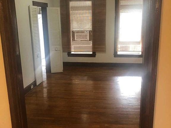 4th image of 94 Atlantic St