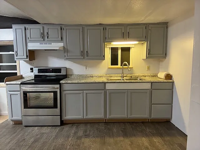 340 Creek Rd — Photo 1
