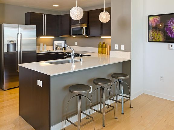 4th image of 1160 Mission St Unit 1714