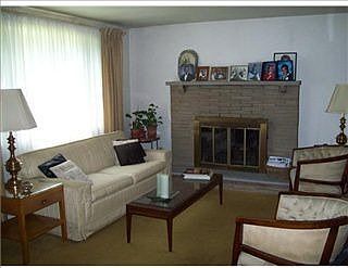2nd image of 145 Hawes Dr