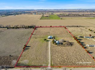 300 Wickliffe Rd, Ferris, TX 75125