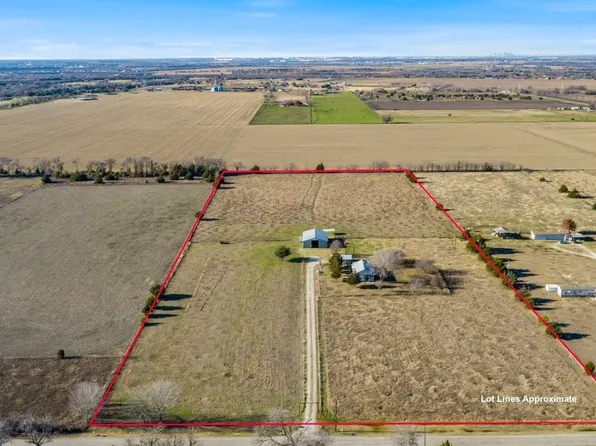 300 Wickliffe Rd, Ferris, TX 75125