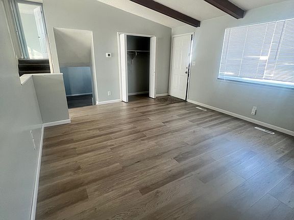 4th image of 5189 Carbondale Dr