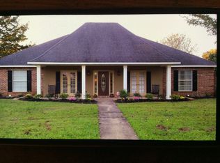6218 Ashford Dr, Alexandria, LA 71303