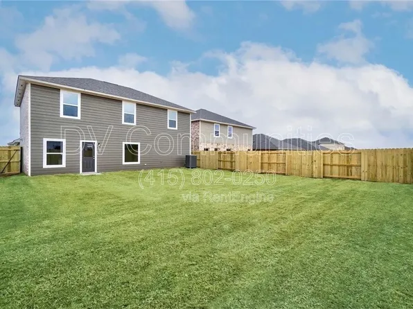 1608 Vermilion Ln, El Reno, OK 73036