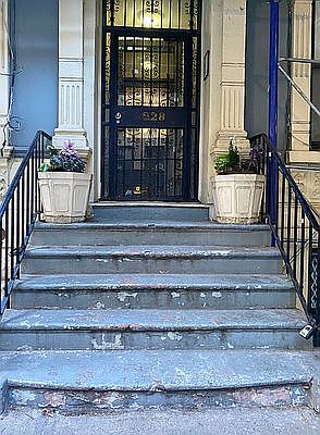 1st image of 228 W 25th St APT 4RE