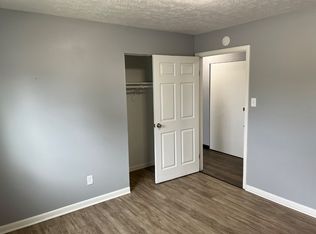 126 N 10th St #10, New Castle, IN 47362