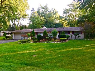 2nd image of 2795 Bolingbroke Dr