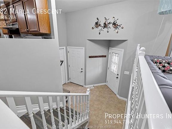 3rd image of 382 Marla Cres