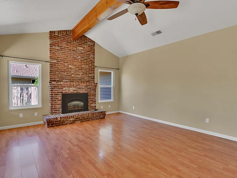 722 Mariner Loop — Photo 35