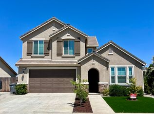 3261 Cordova Ave, Clovis, CA 93619