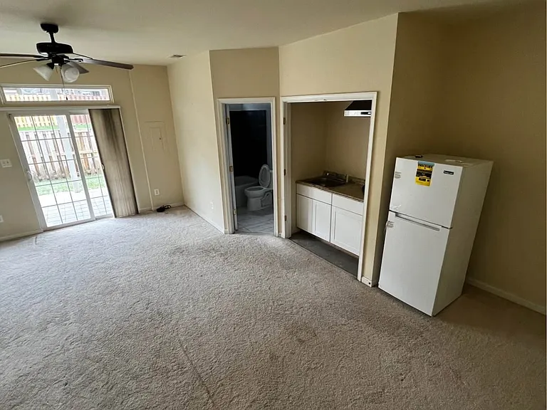 Shenvale Cir — Photo 1