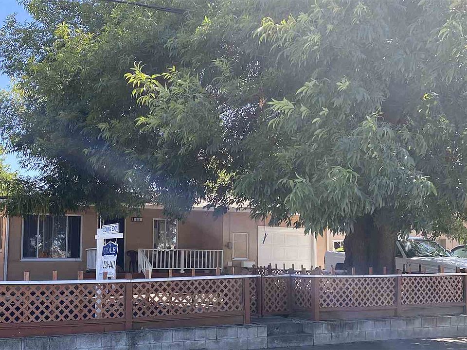 1st image of 121 Tiffany Dr
