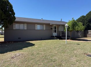 1120 Burns St, Altus, OK 73521