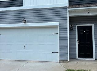 1742 Snead Dr, Sumter, SC 29154