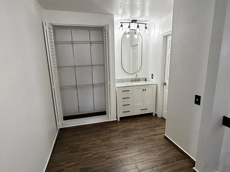 285 Rancho Dr #D — Photo 12