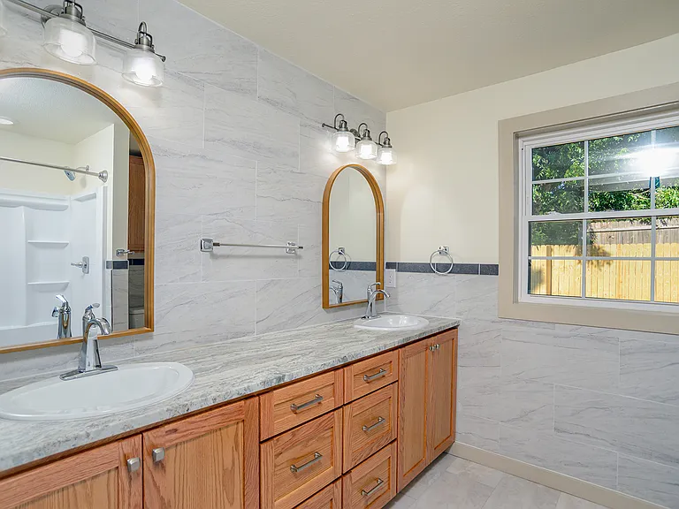 807 W Bennett Dr — Photo 27