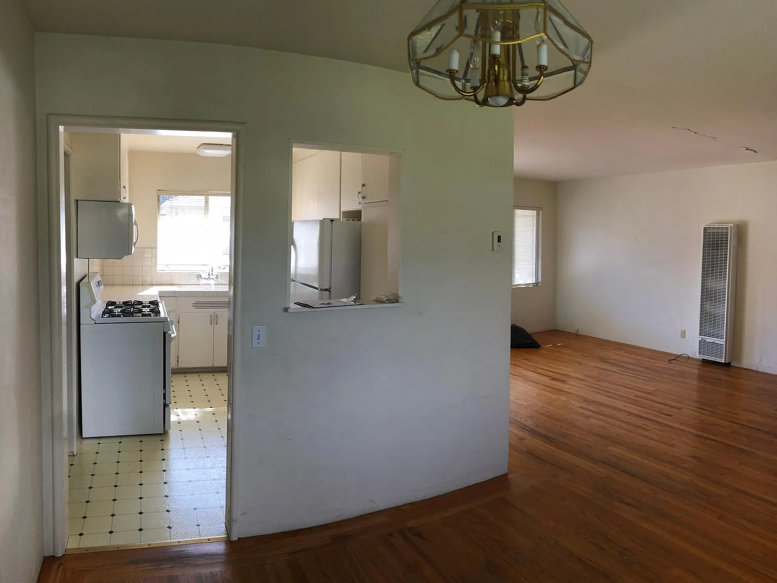 2 bed, $3,700 — Photo 4