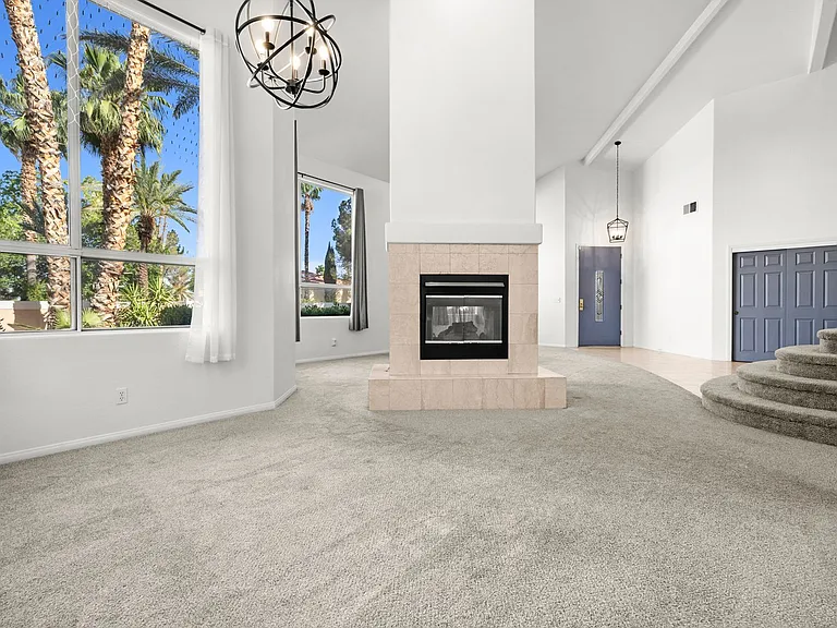 7600 Painted Dunes Dr — Photo 6