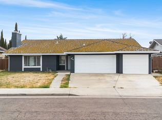 947 Burlwood Ct, Los Banos, CA 93635