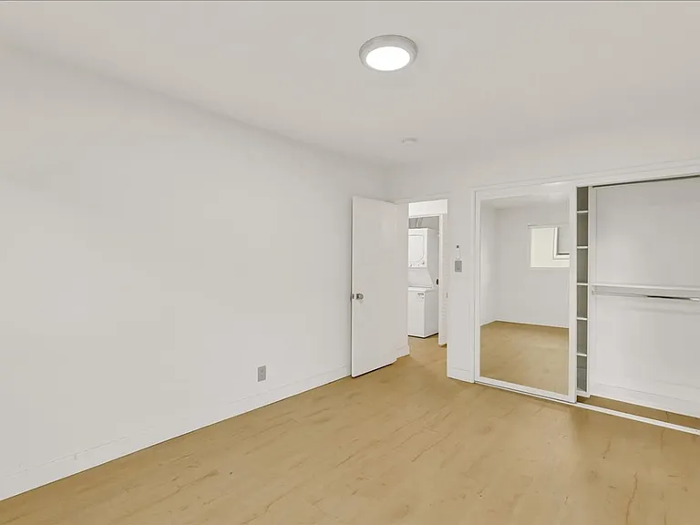 1347 N Las Palmas Ave #6 — Photo 10