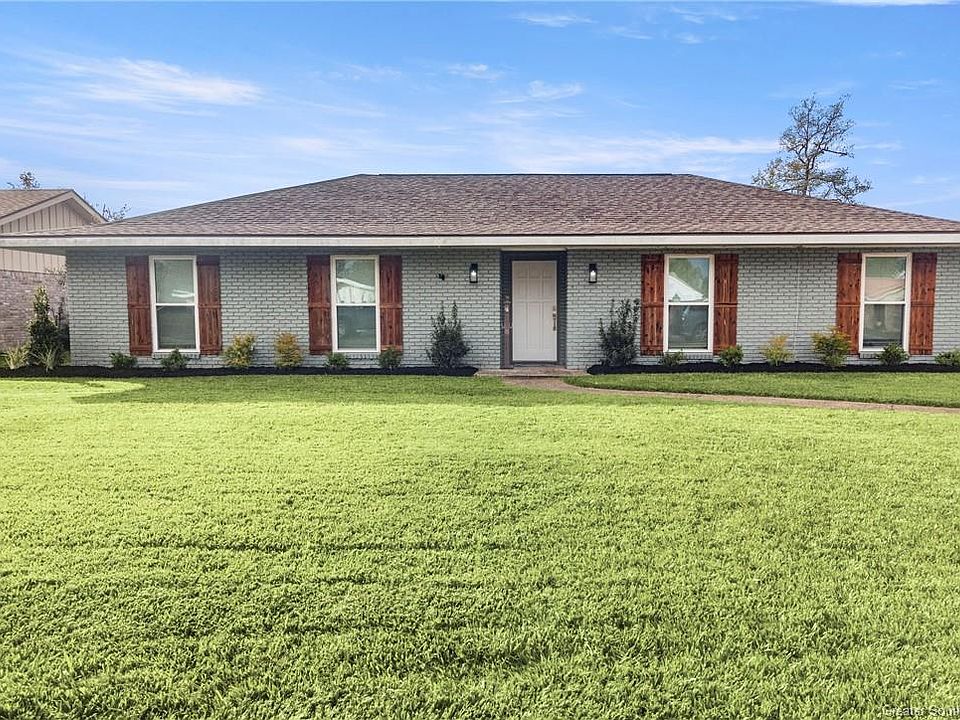 1st image of 2409 Francis Dr